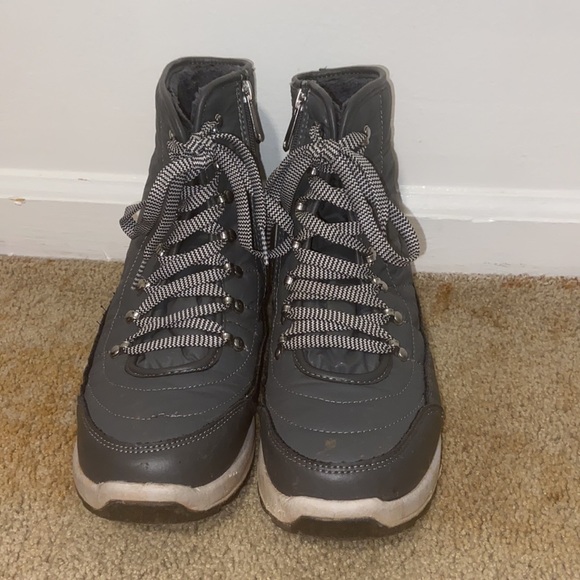 Weatherproof duck boots Women’s US10 - Picture 3 of 5